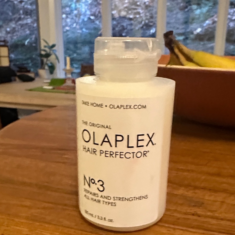 OLAPLEX No. 3 Hair Perfector - White Bottle